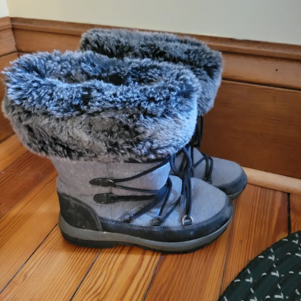 Bear paw waterproof Leslie style snow boots 6 fur leather wool